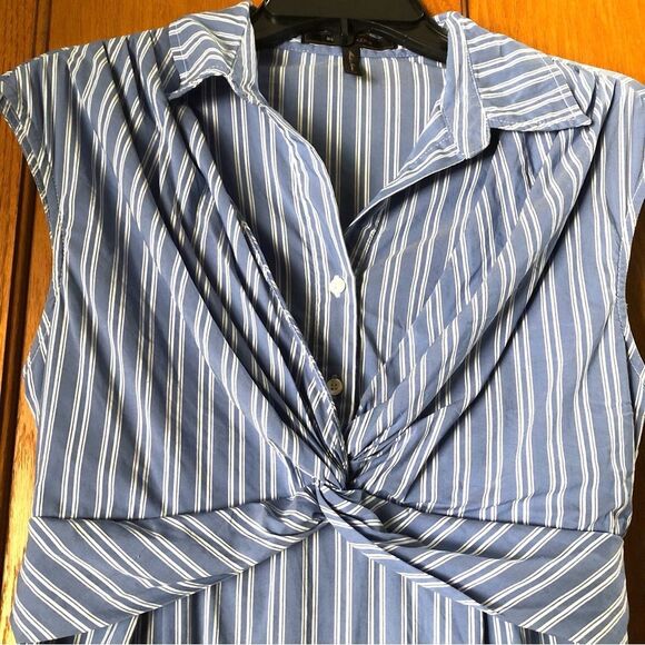 BCBGMAXAZRIA Collared Striped Ruffle Tie Back Sleeveless Shift Dress - 8 - Picture 7 of 14